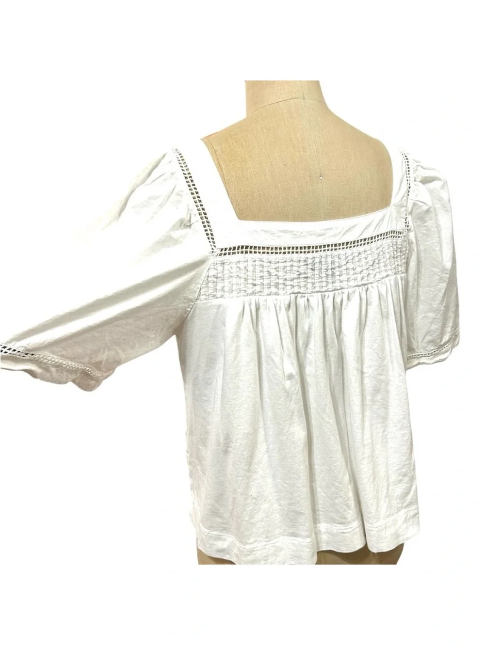 Banana Republic White Square-Neck Cotton Eyelet Trim Embroidered Blouse Medium